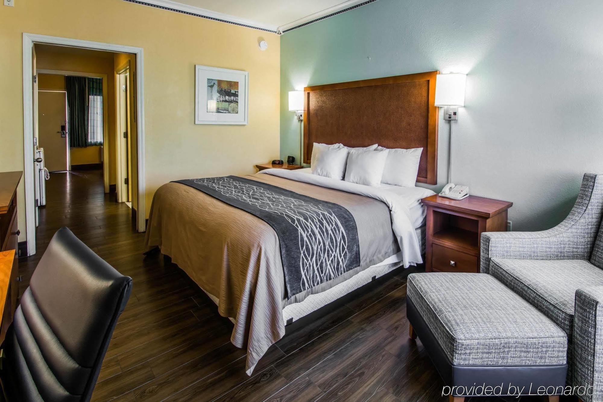 Hotel Beachside And 3*
