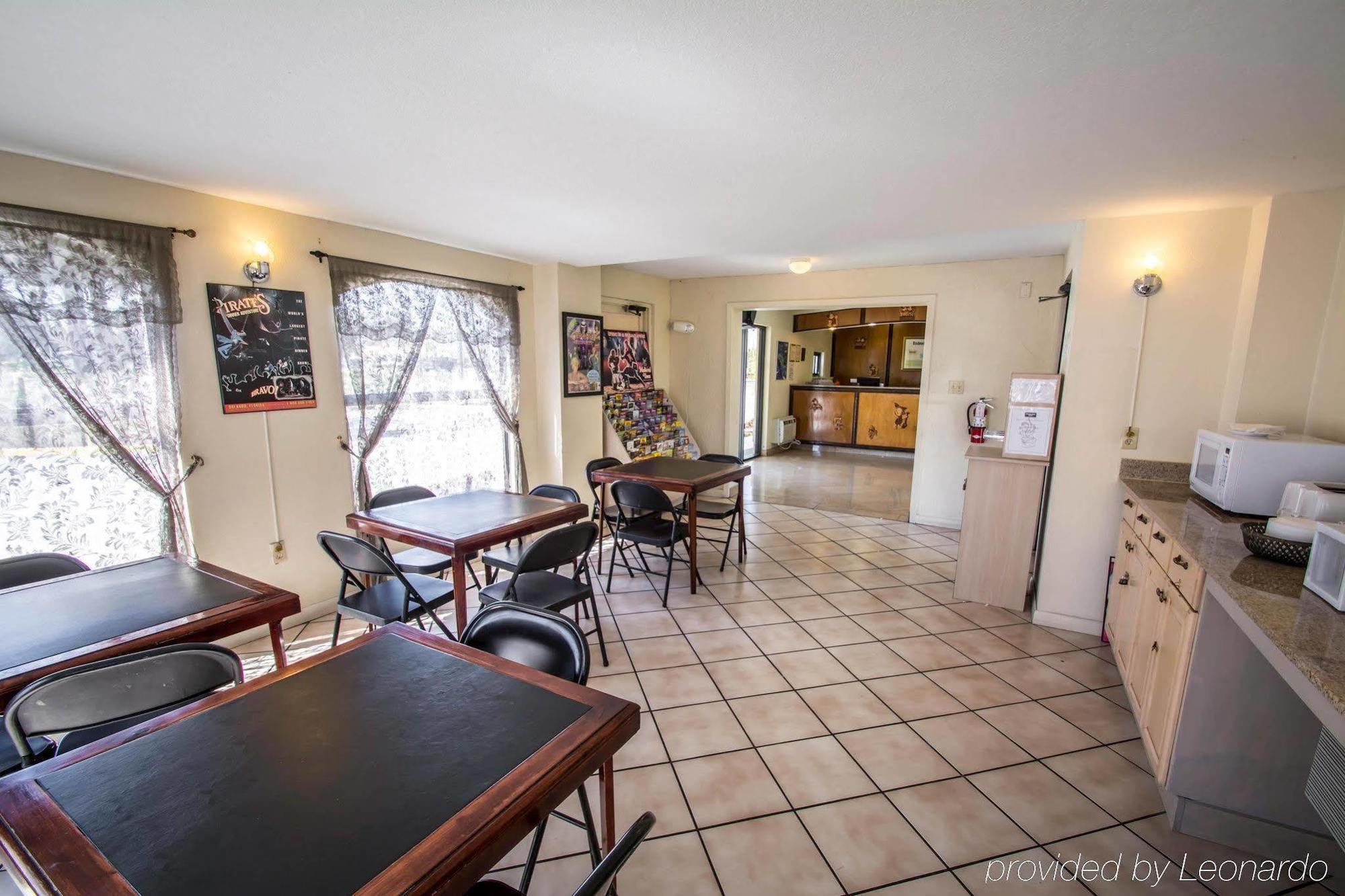 Motel Country Hearth Inn-