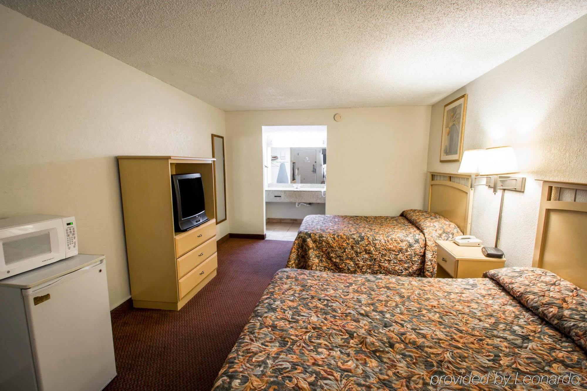 Country Hearth Inn- Motel Kissimmee