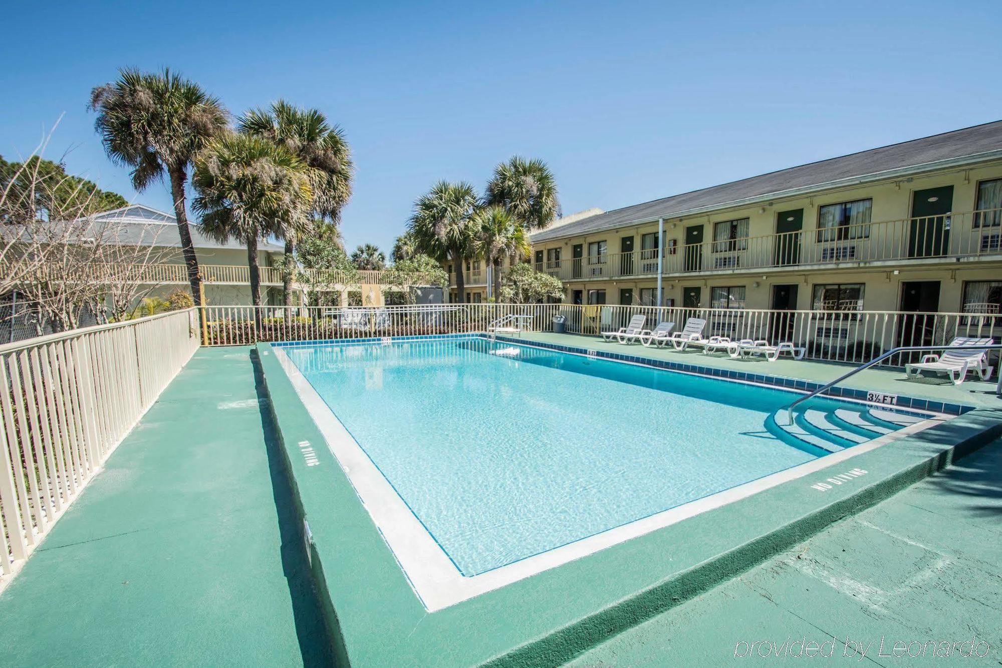 Motel Country Hearth Inn- 2*