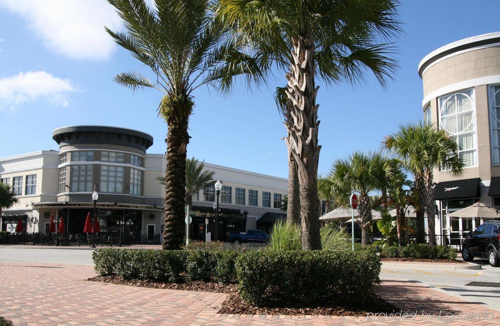 Hampton & At Mary Colonial Townpark Hotel 3*