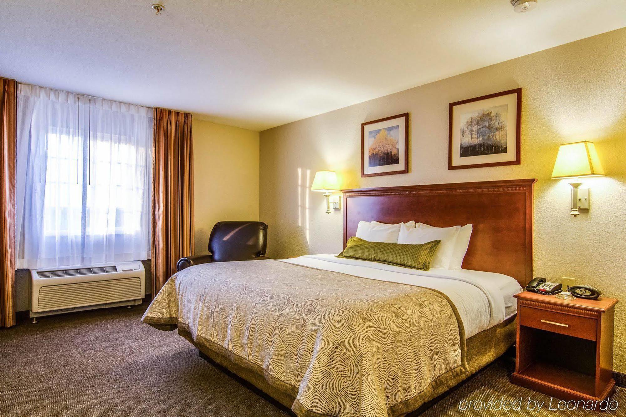 Candlewood East Merril Road By Ihg