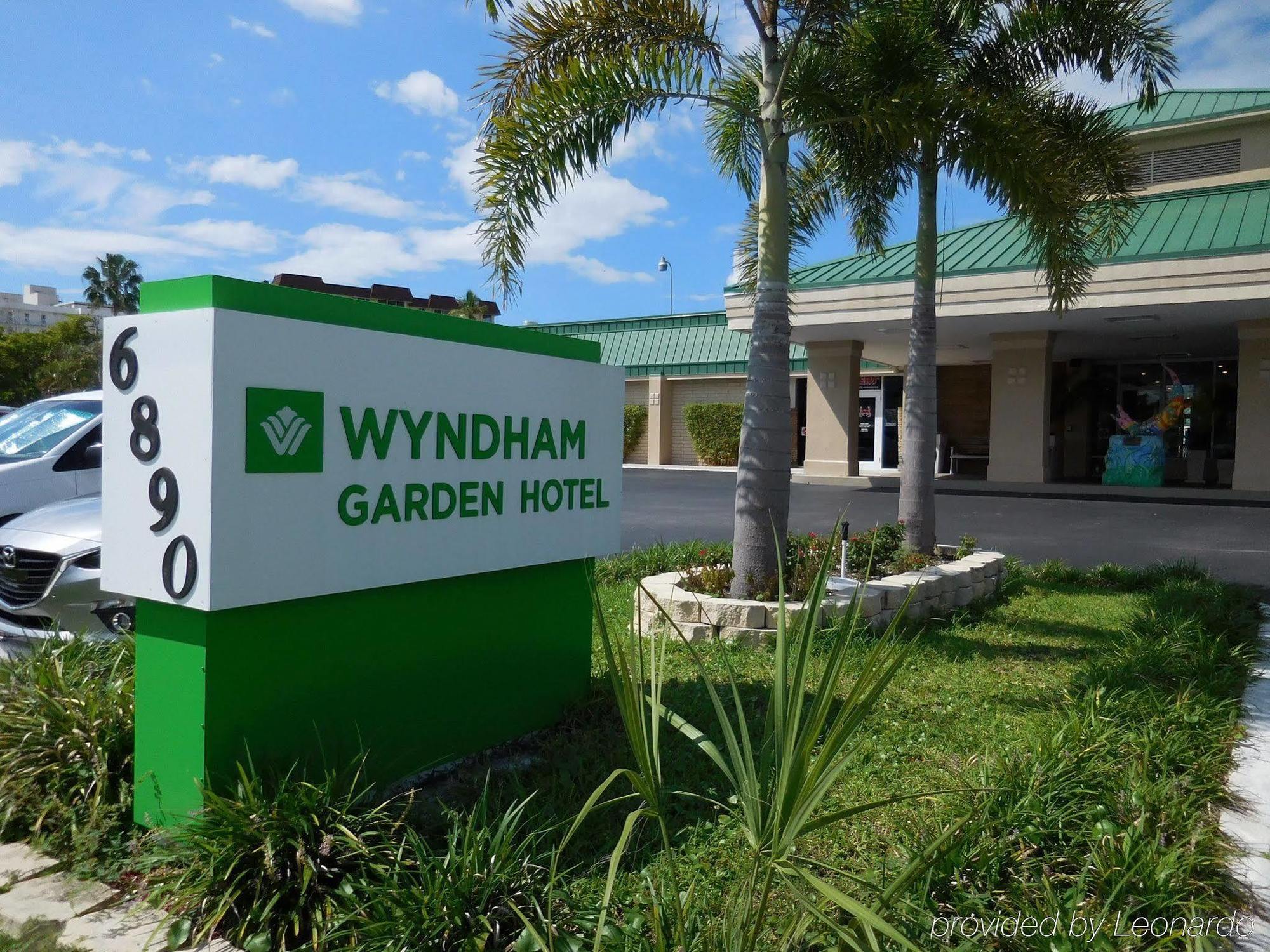 Wyndham Garden Myers Hotel 3*