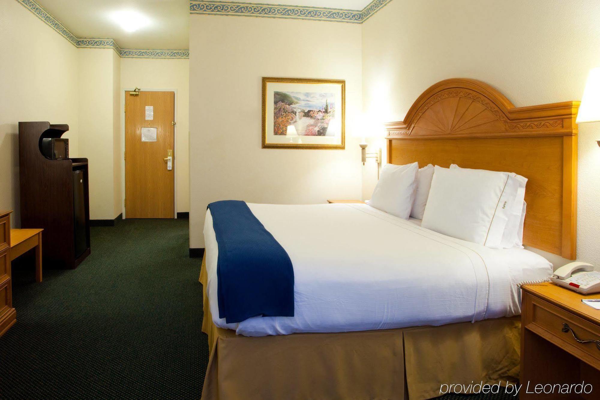 Express & Jacksonville-blount Island By Ihg