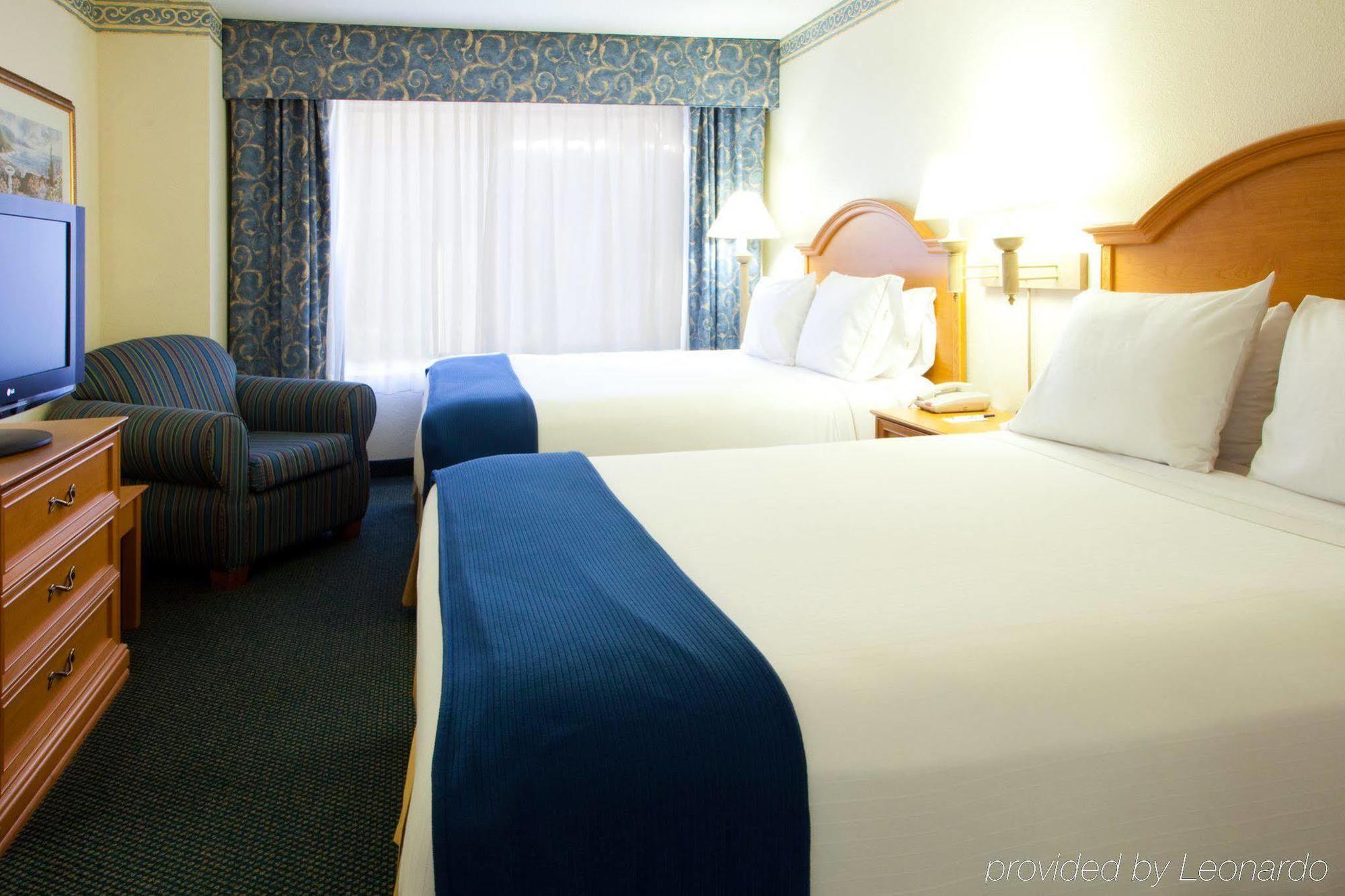 Express & Jacksonville-blount Island By Ihg Hotel Jacksonville