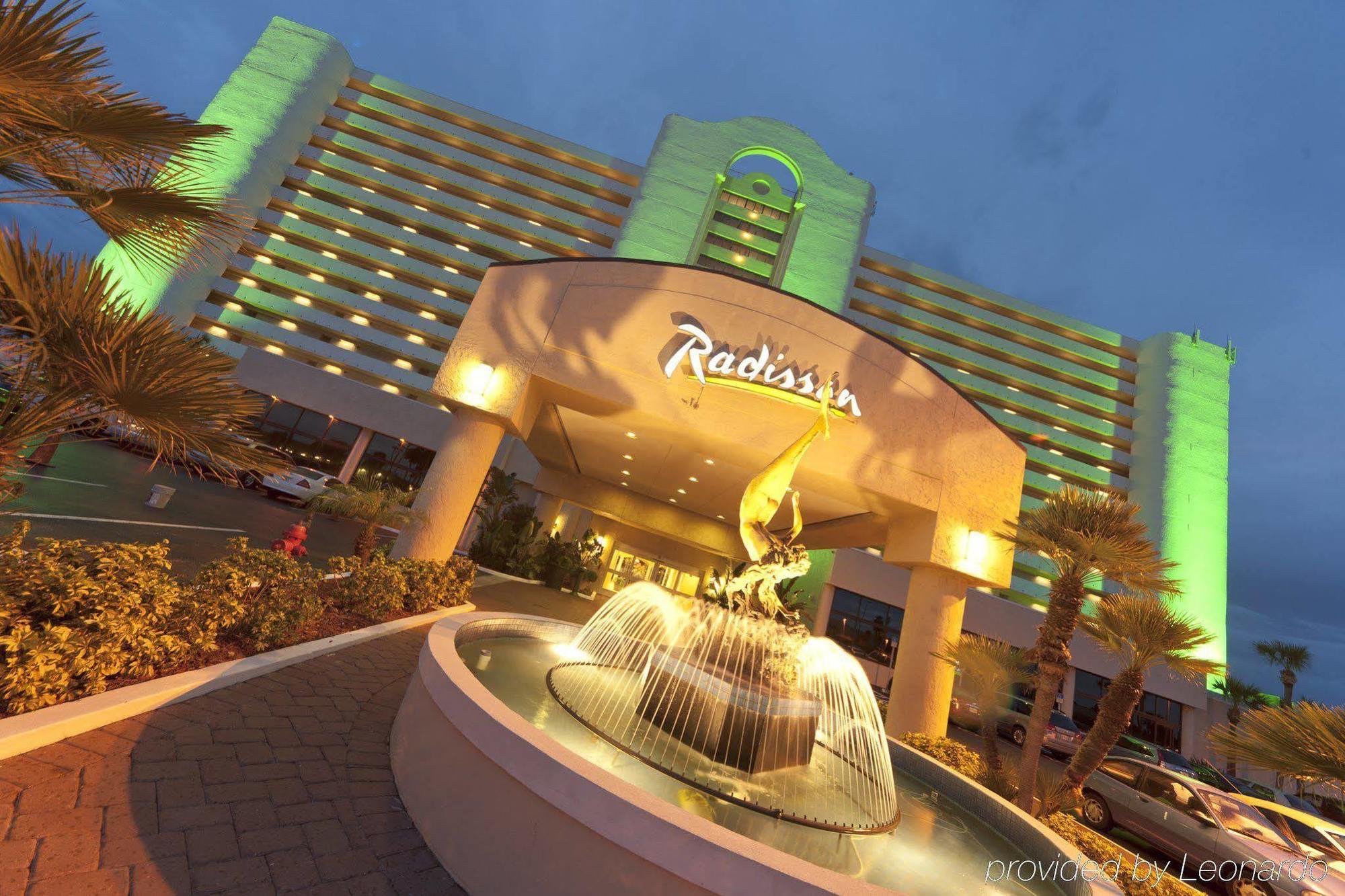 Hotel Radisson Oceanfront 3*