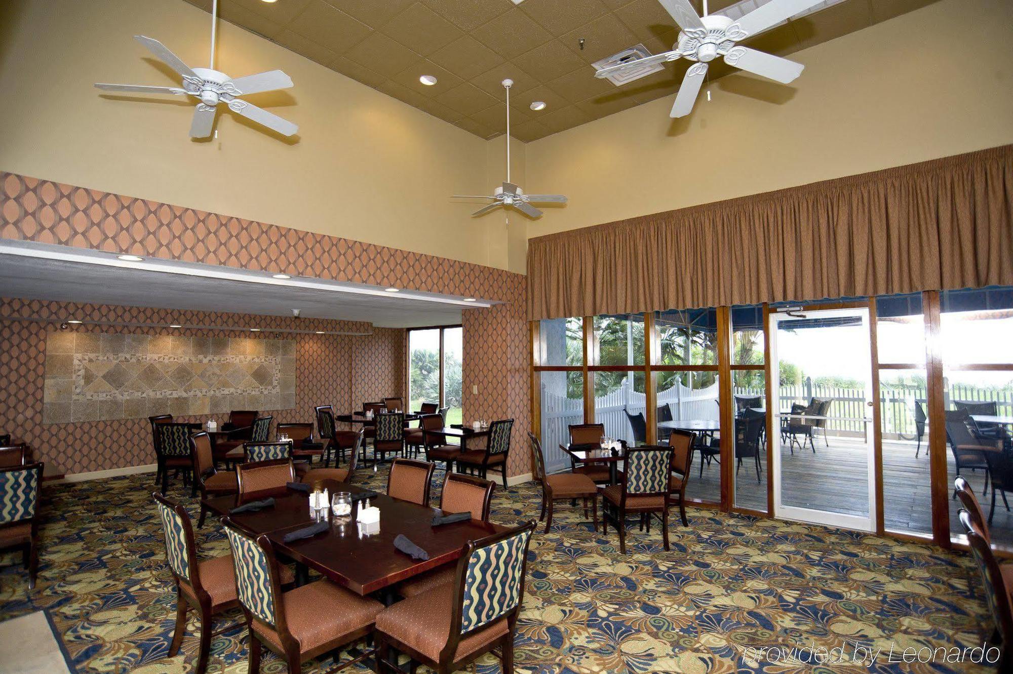 Radisson Oceanfront 3*