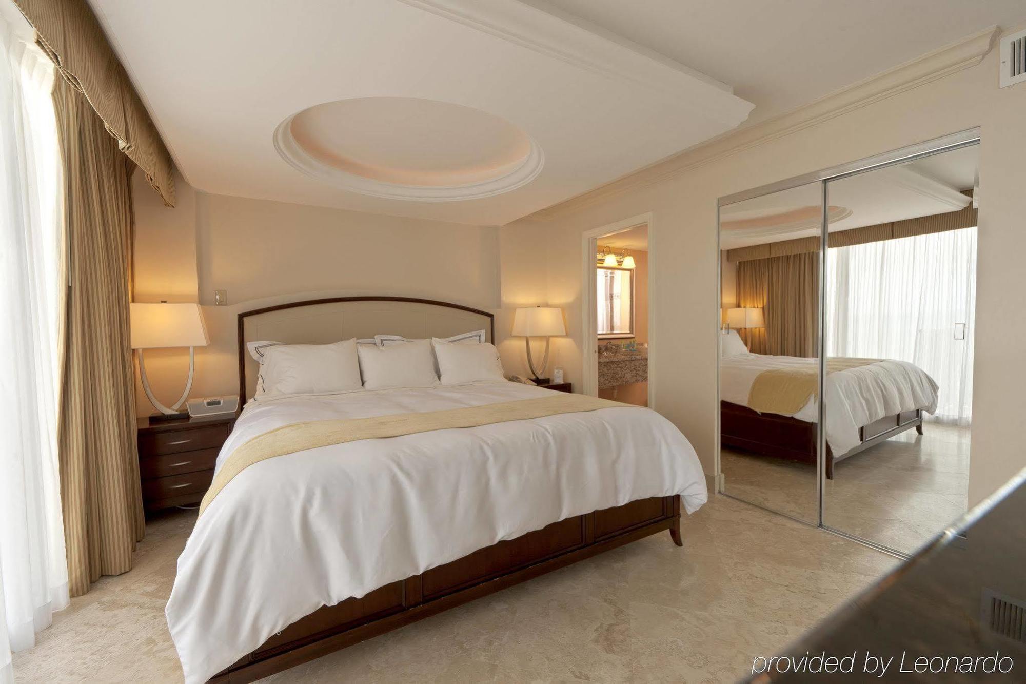Radisson Oceanfront Hotel