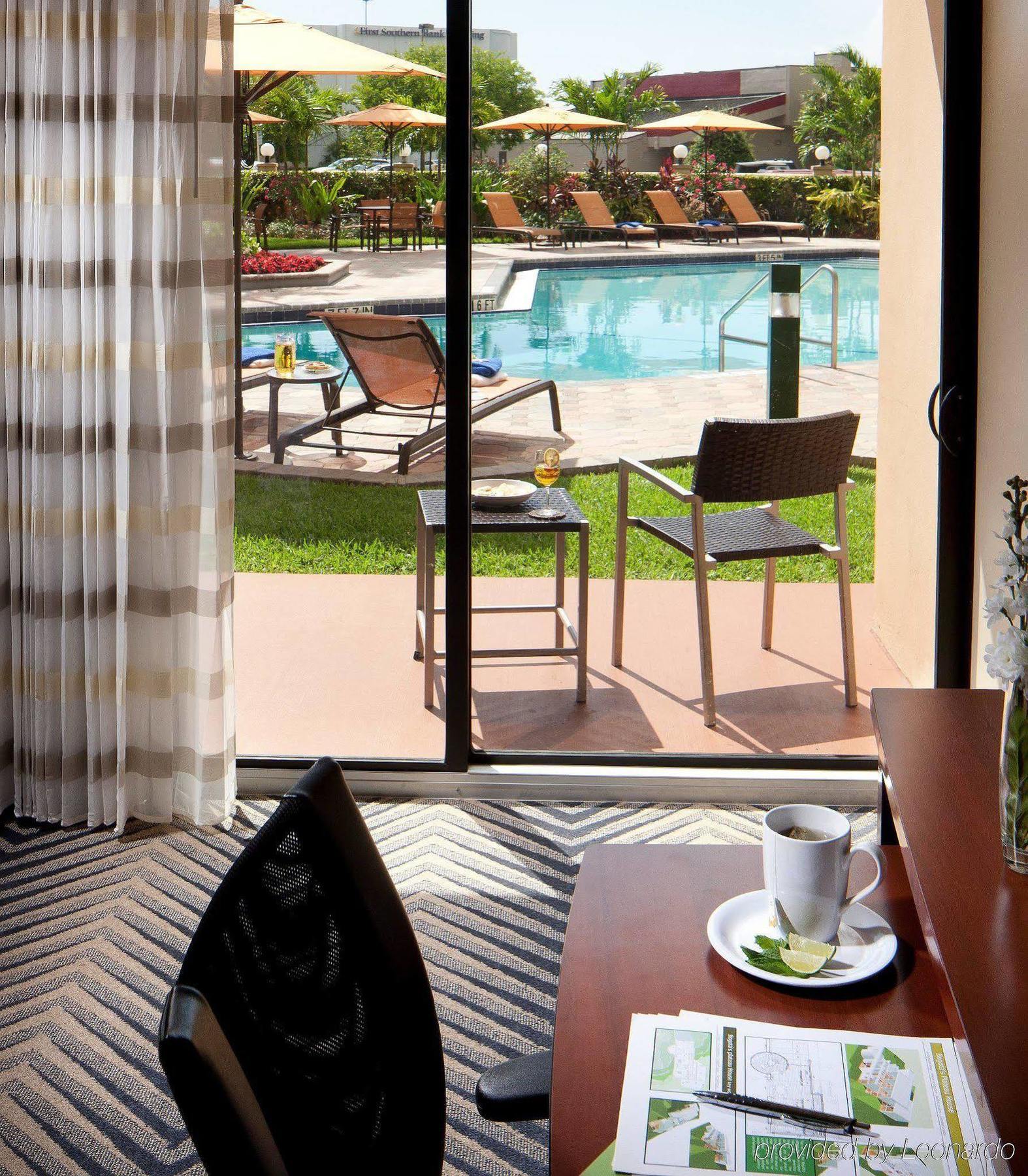 Hotel Courtyard By Marriott Lauderdale East / Lauderdale-by-the-sea Fort Lauderdale