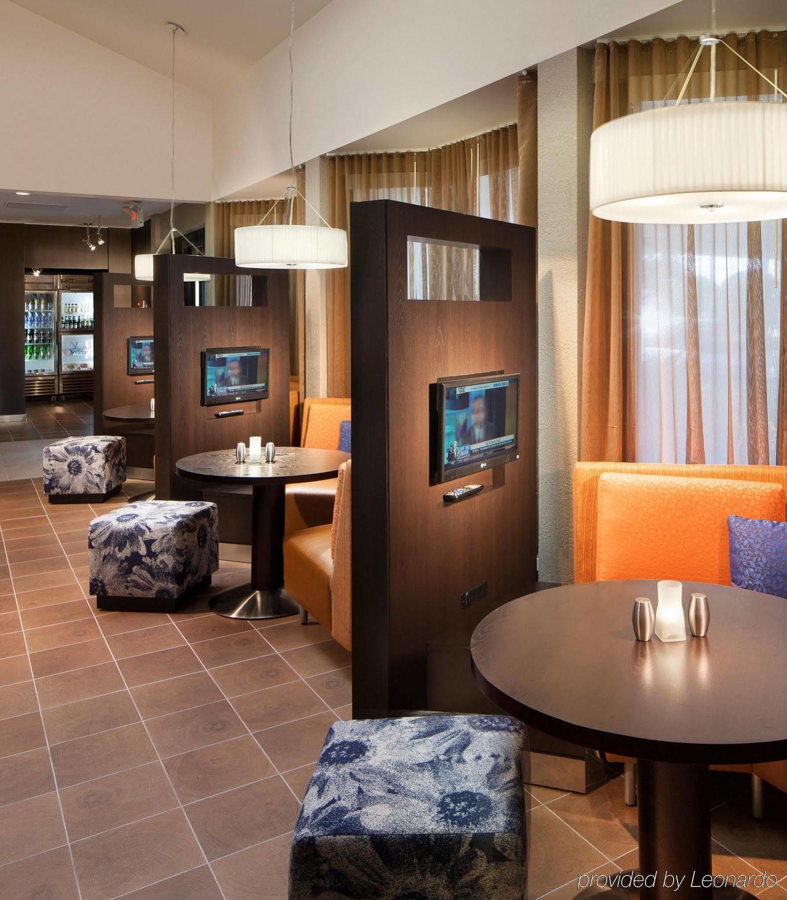 Hotel Courtyard Myers Cape Coral 3*