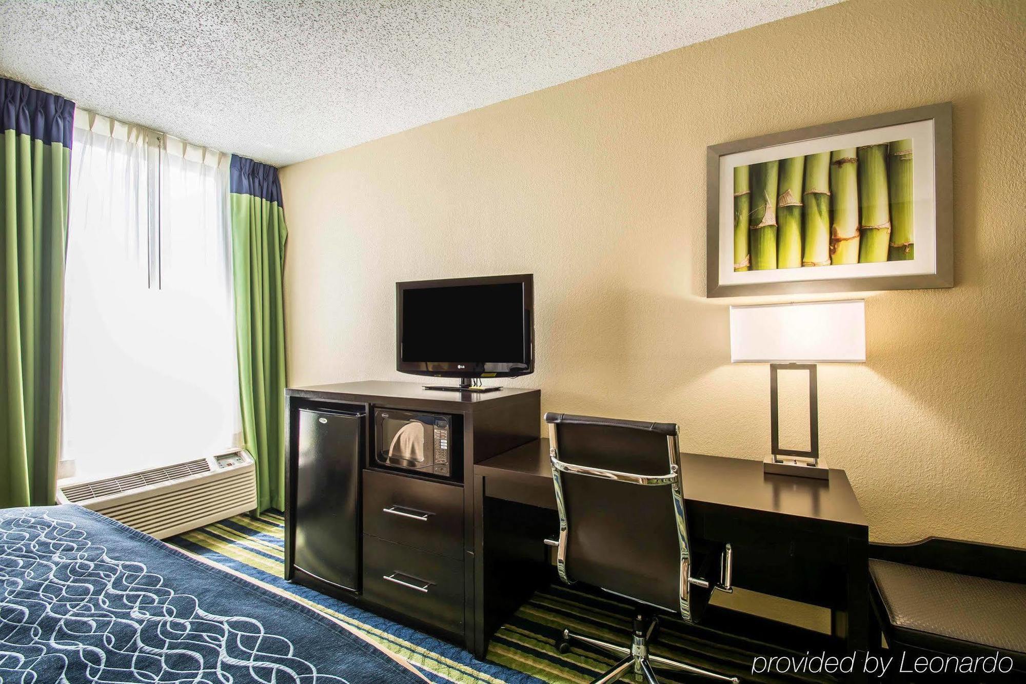 Comfort & - West Palm South Hotel Lantana