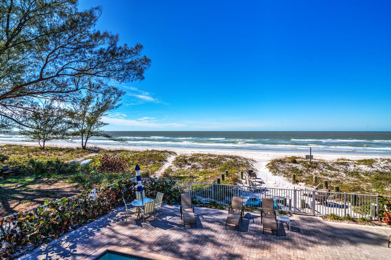 Apartment Joyce's Beachfront 2 *