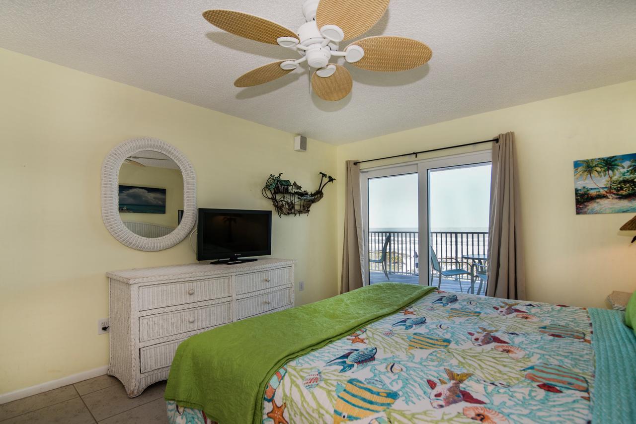 Apartment Joyce's Beachfront 2 Indian Shores
