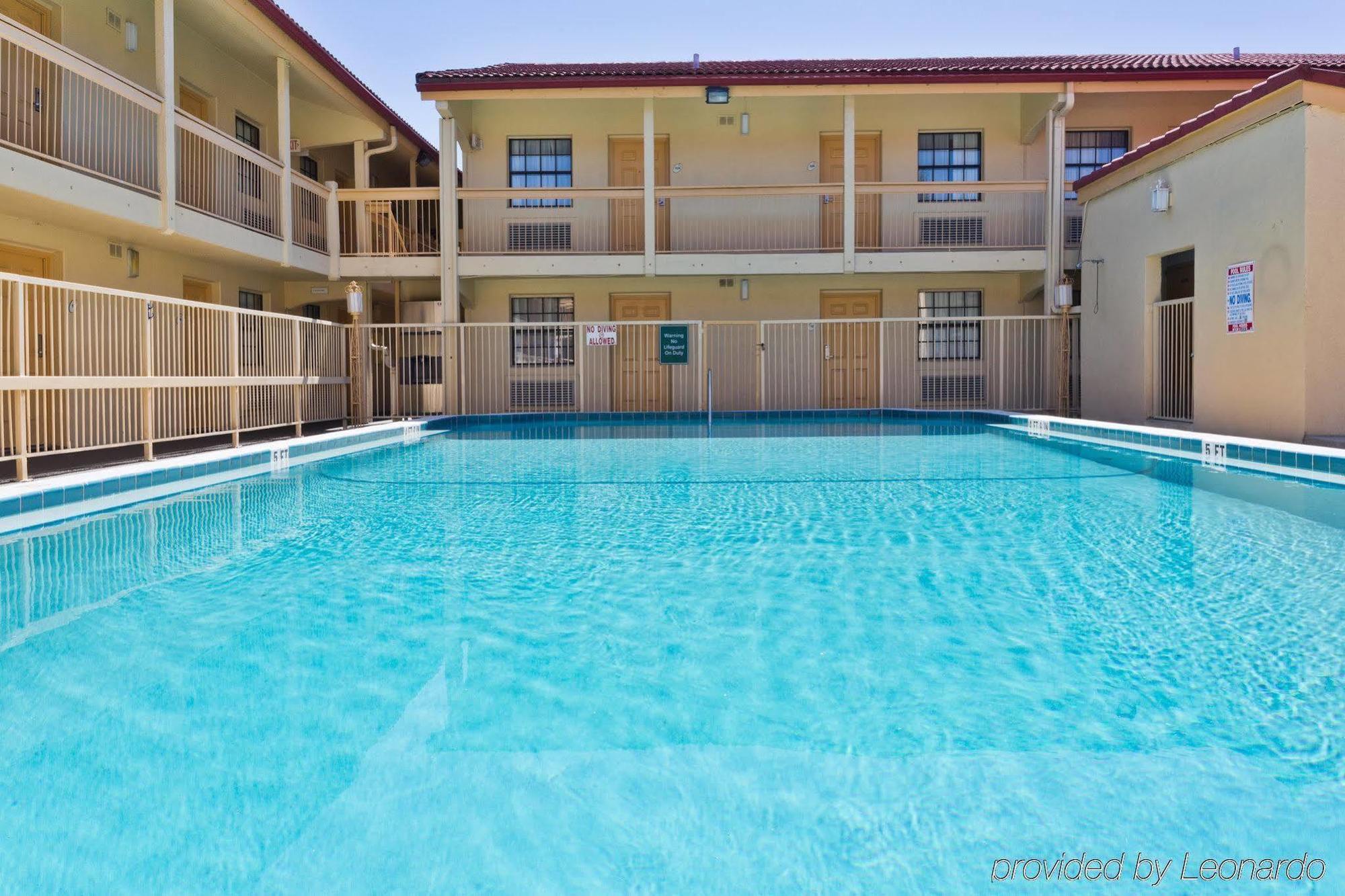 Baymont By Wyndham Orange Park Hotel Jacksonville