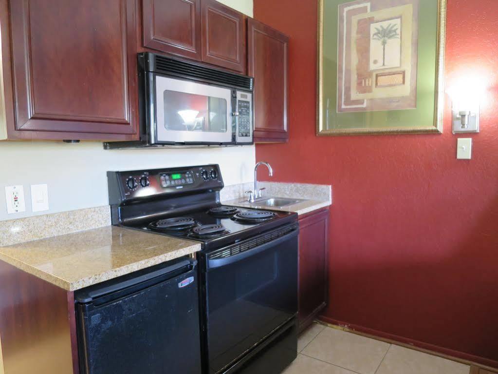 Motel Executive - Panama Upper Grand Lagoon