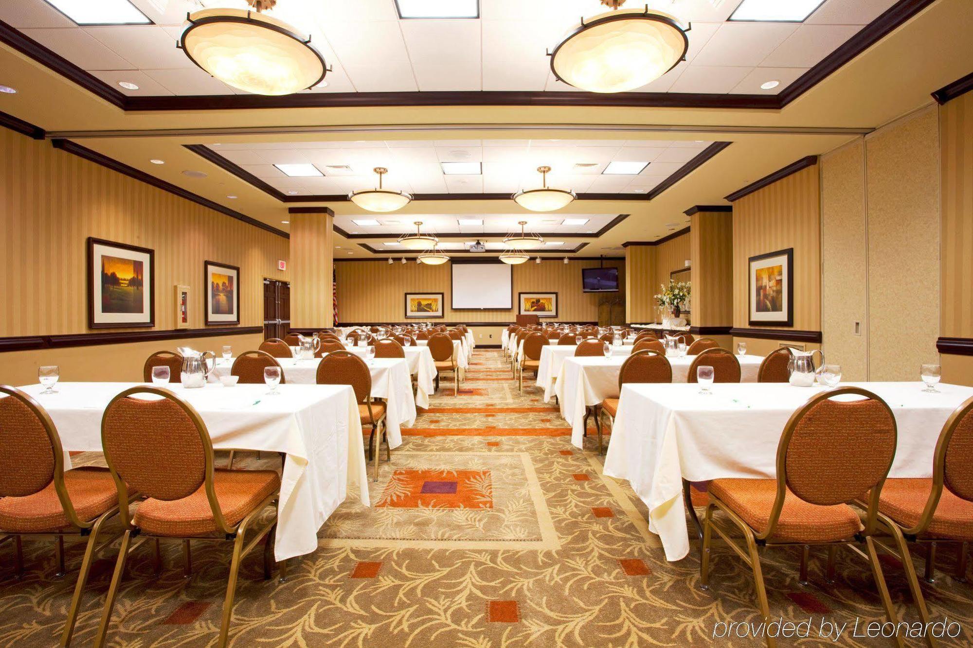& - - Wells Rd. Hotel 3*