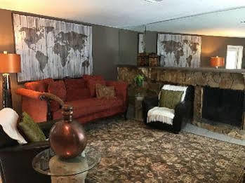 Ed Lugo 3* Wilton Manors