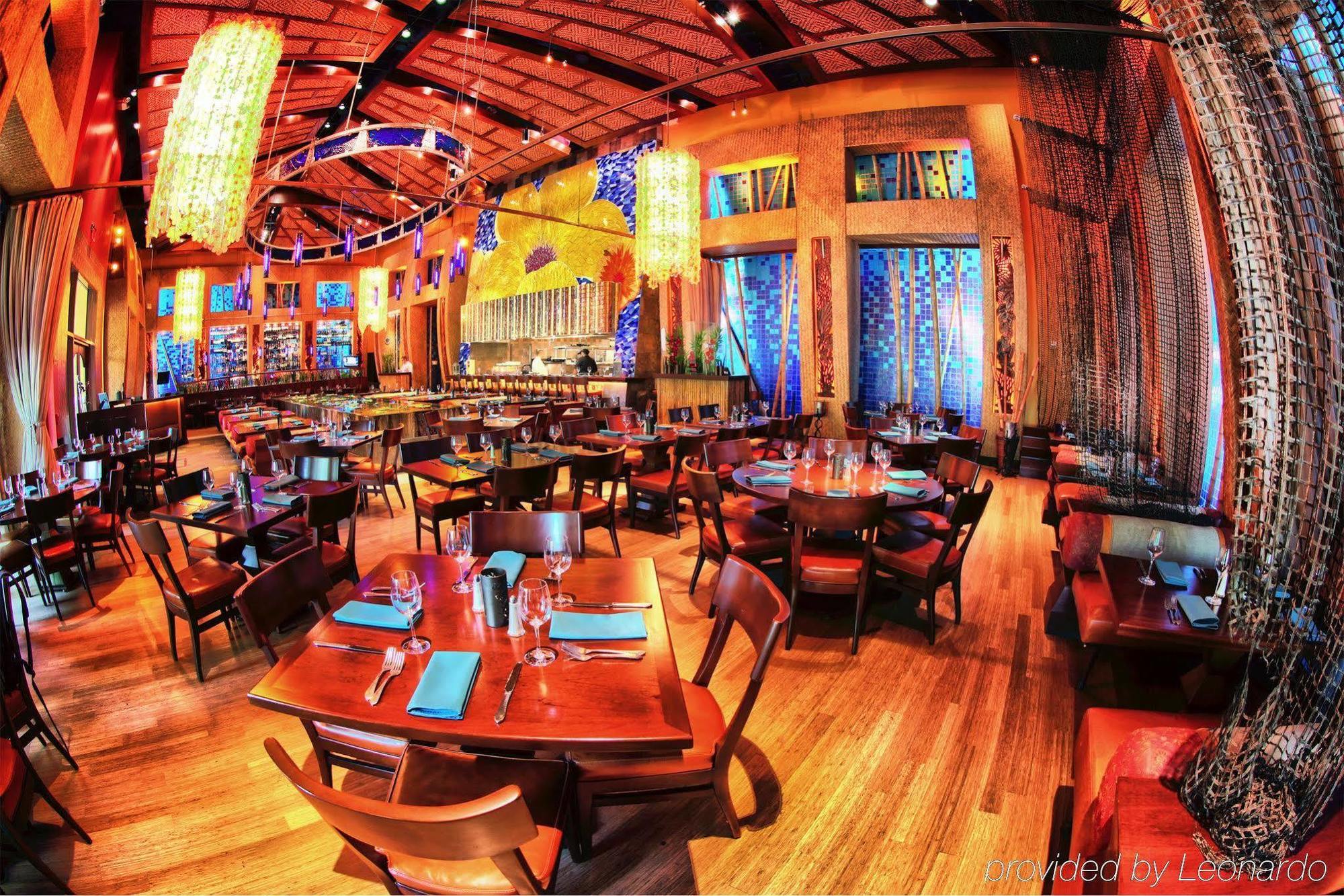Universal's Loews Royal Pacific 4*