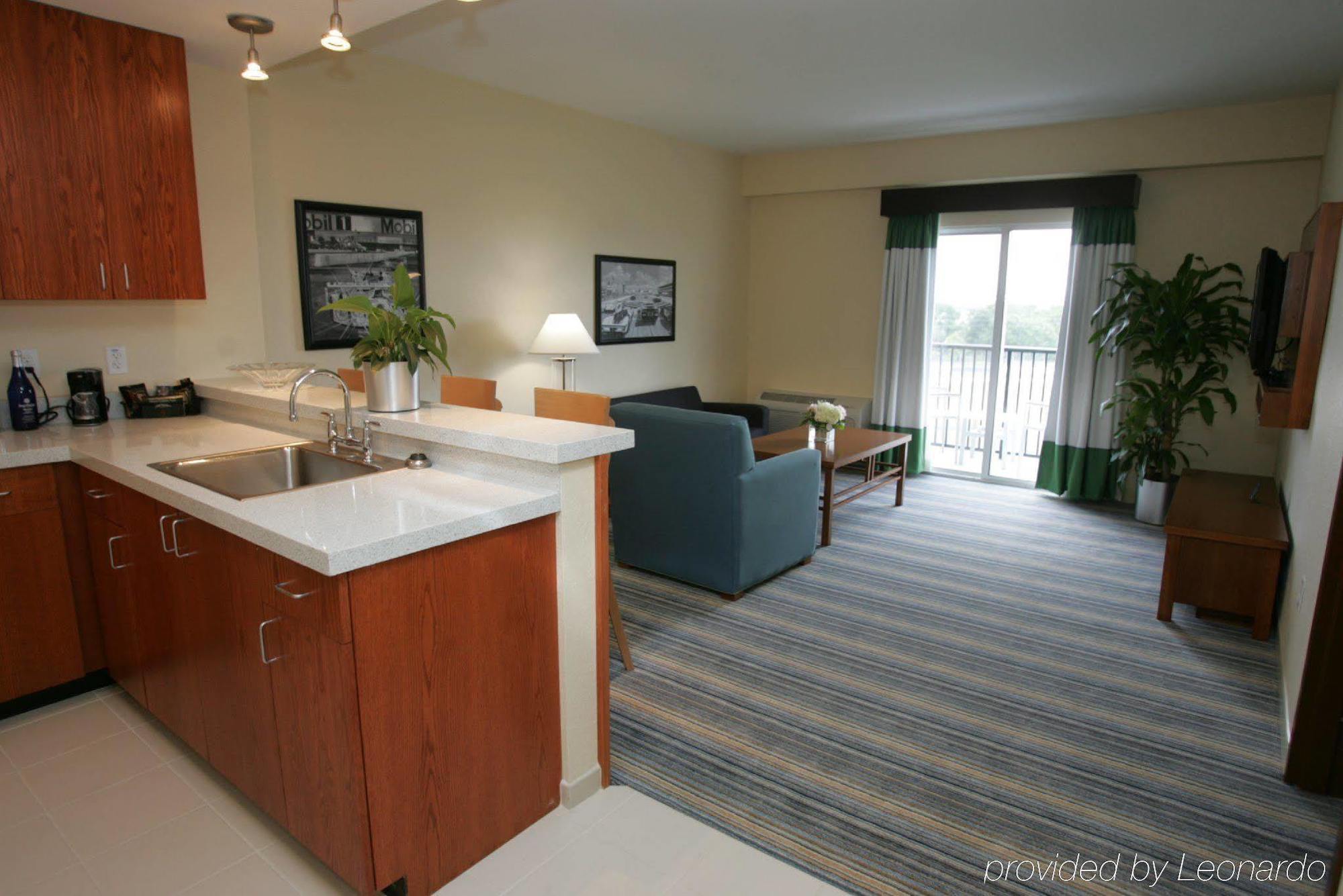 Hotel Seven Raceway