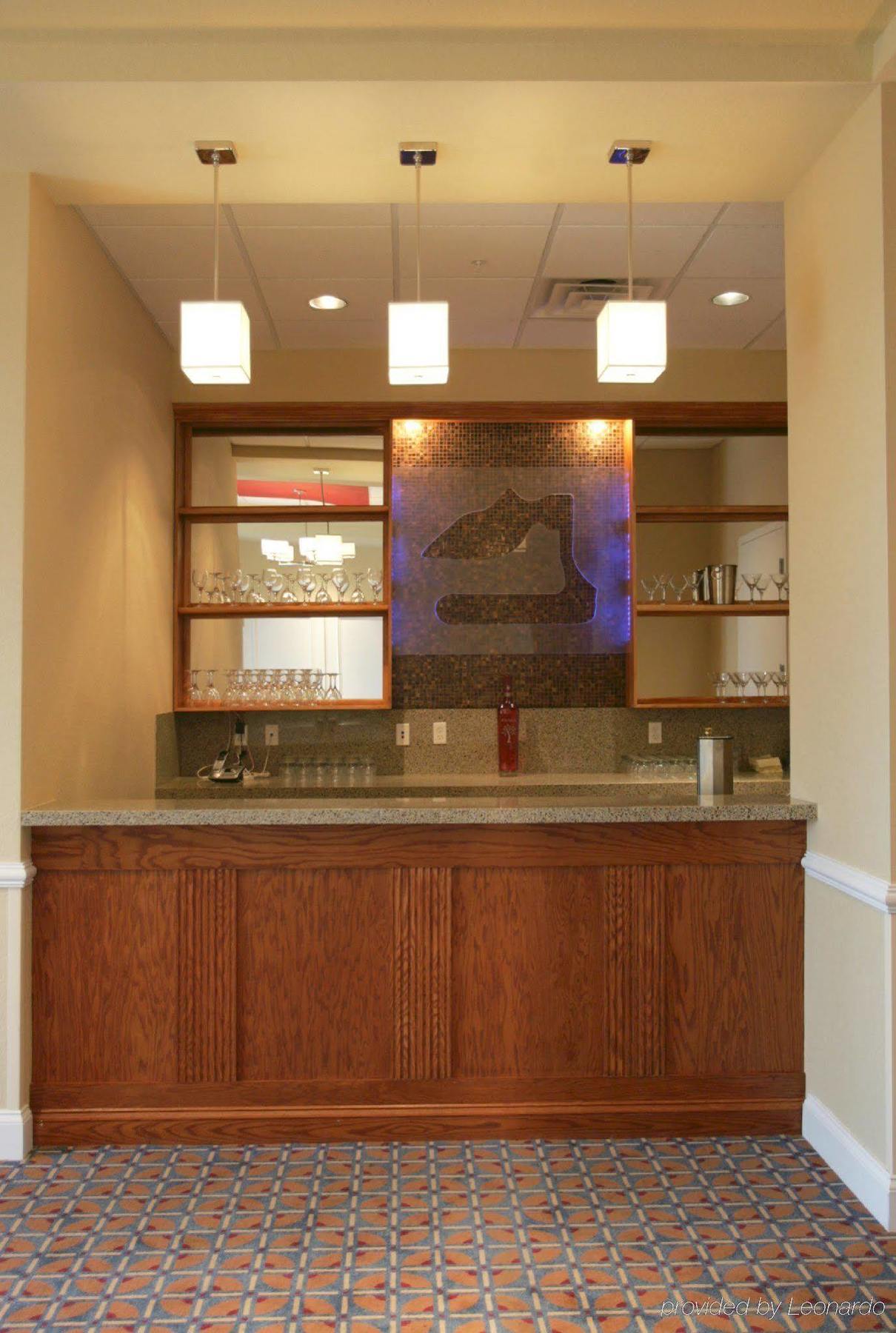 Hotel Seven Raceway Sebring