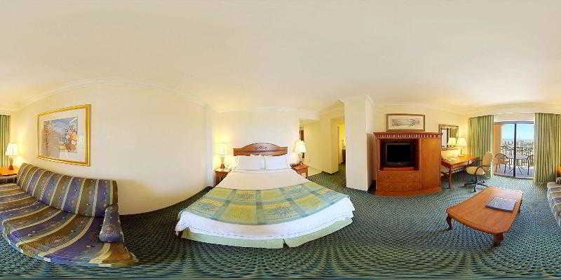 Hotel The Atlantic On The Ave 4*