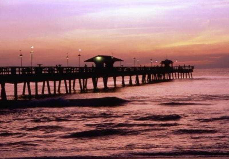 By Marriott Lauderdale Of Hotel 3*
