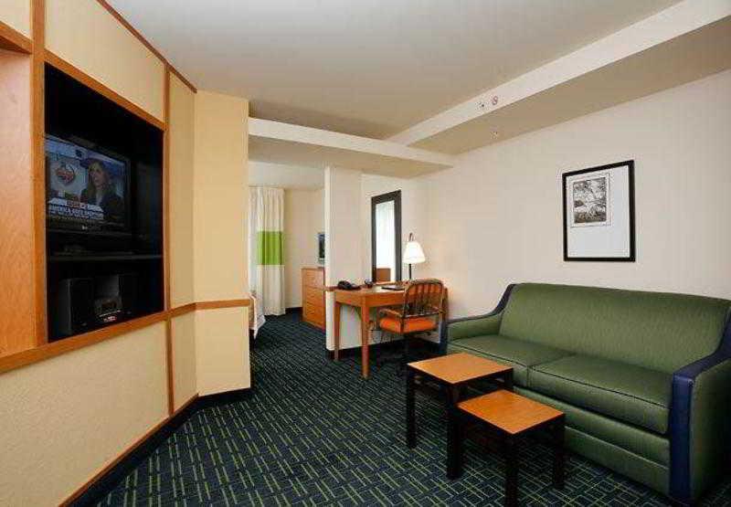 Fairfield By Marriott & West/palm Bay 3*