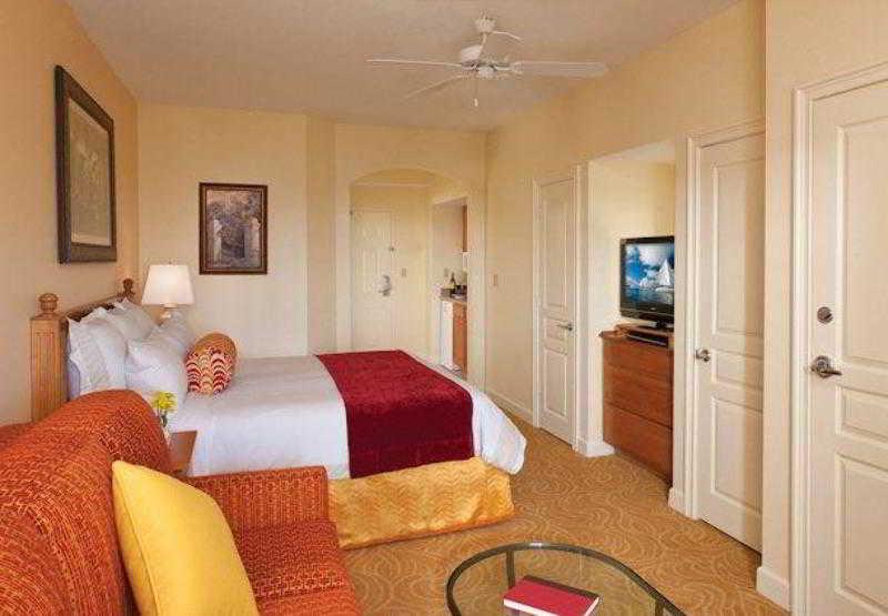 Marriott's Ocean Pointe 3*