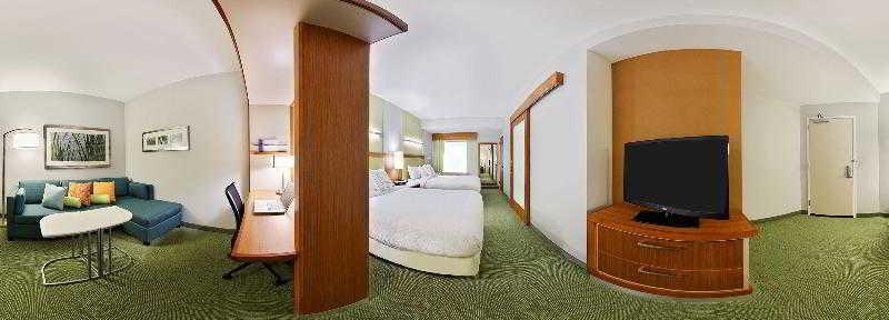Springhill By Marriott Hotel 3*