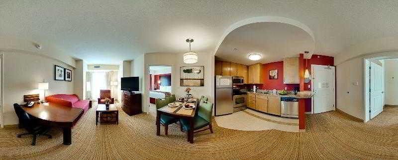 By Marriot Downtown 3* Clearwater