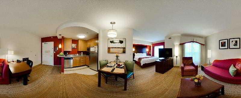 By Marriot Downtown Hotel