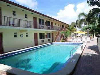 Resort Surfsider - A Timeshare Pompano Beach