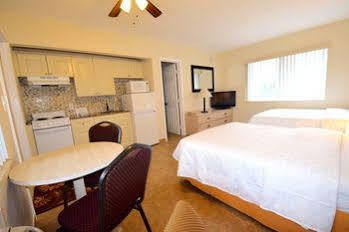 Surfsider - A Timeshare Resort 3*
