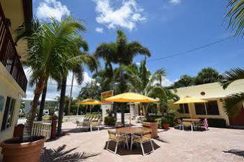 Resort Surfsider - A Timeshare Pompano Beach
