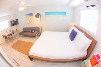 Florida Dolphin Hotel 2*