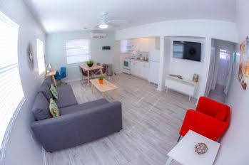 Florida Dolphin Hotel 2*