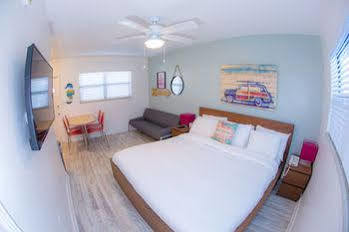 Florida Dolphin Hotel St. Pete Beach