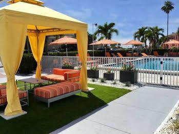 Hotel Florida Dolphin