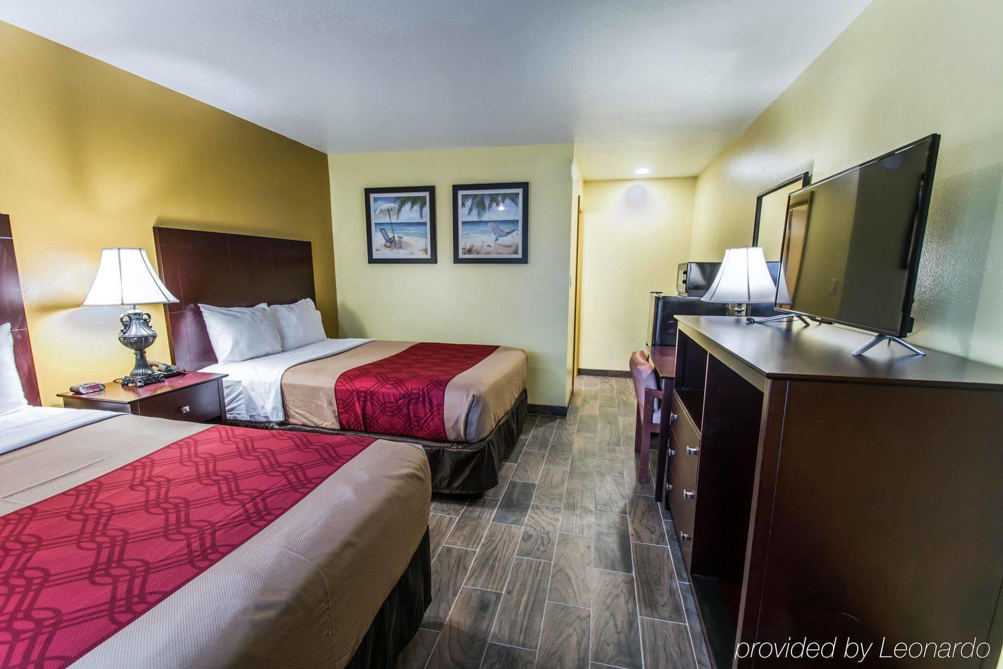 Lodge Econo Cocoa - Near The Port