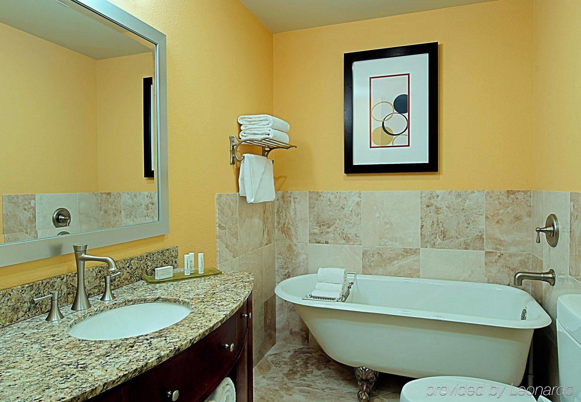 Hotel By Marriott St. Petersburg Treasure Island St. Pete Beach