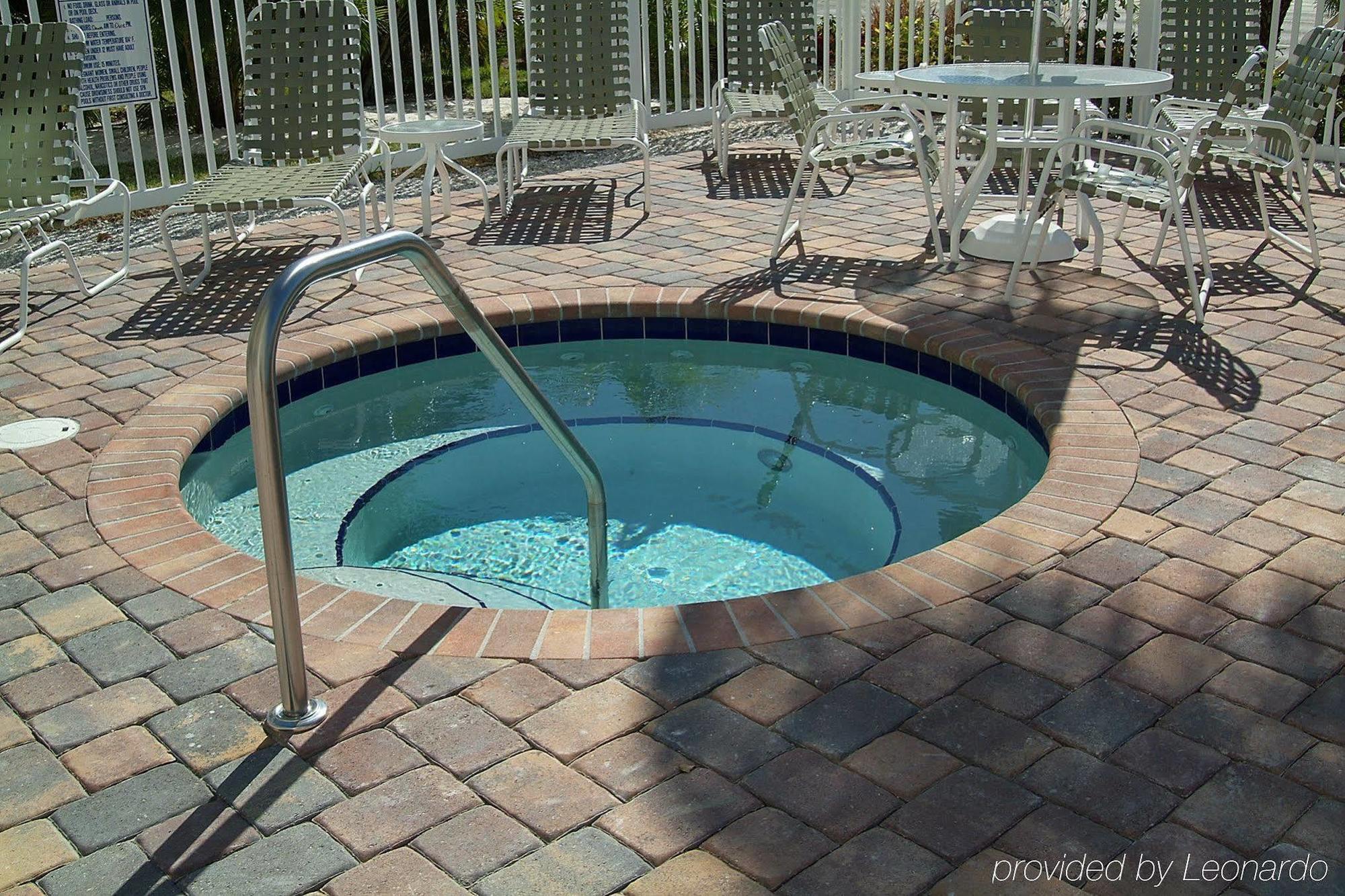 Crystal Palms 3* St. Pete Beach