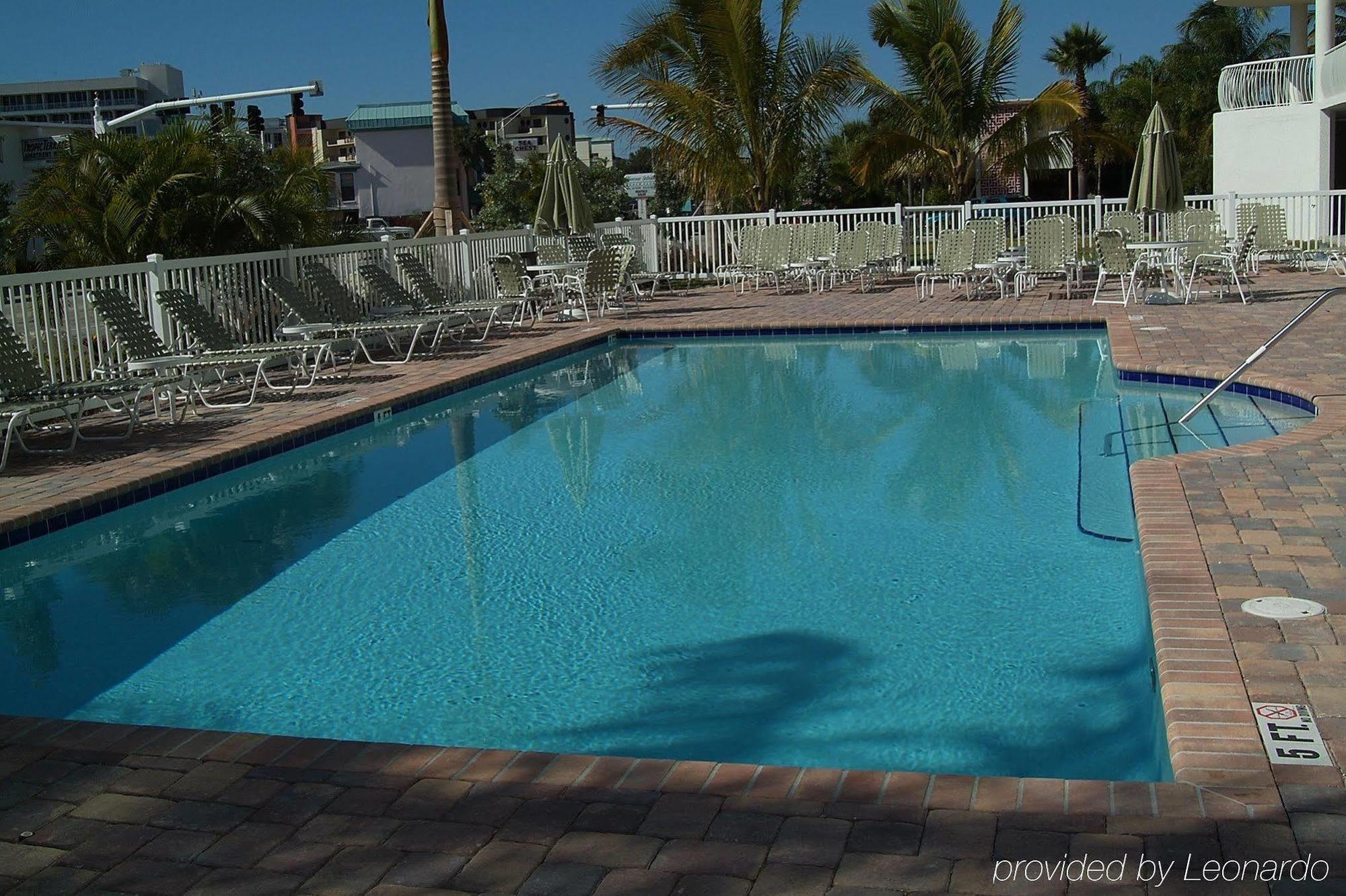 Crystal Palms Aparthotel 3*