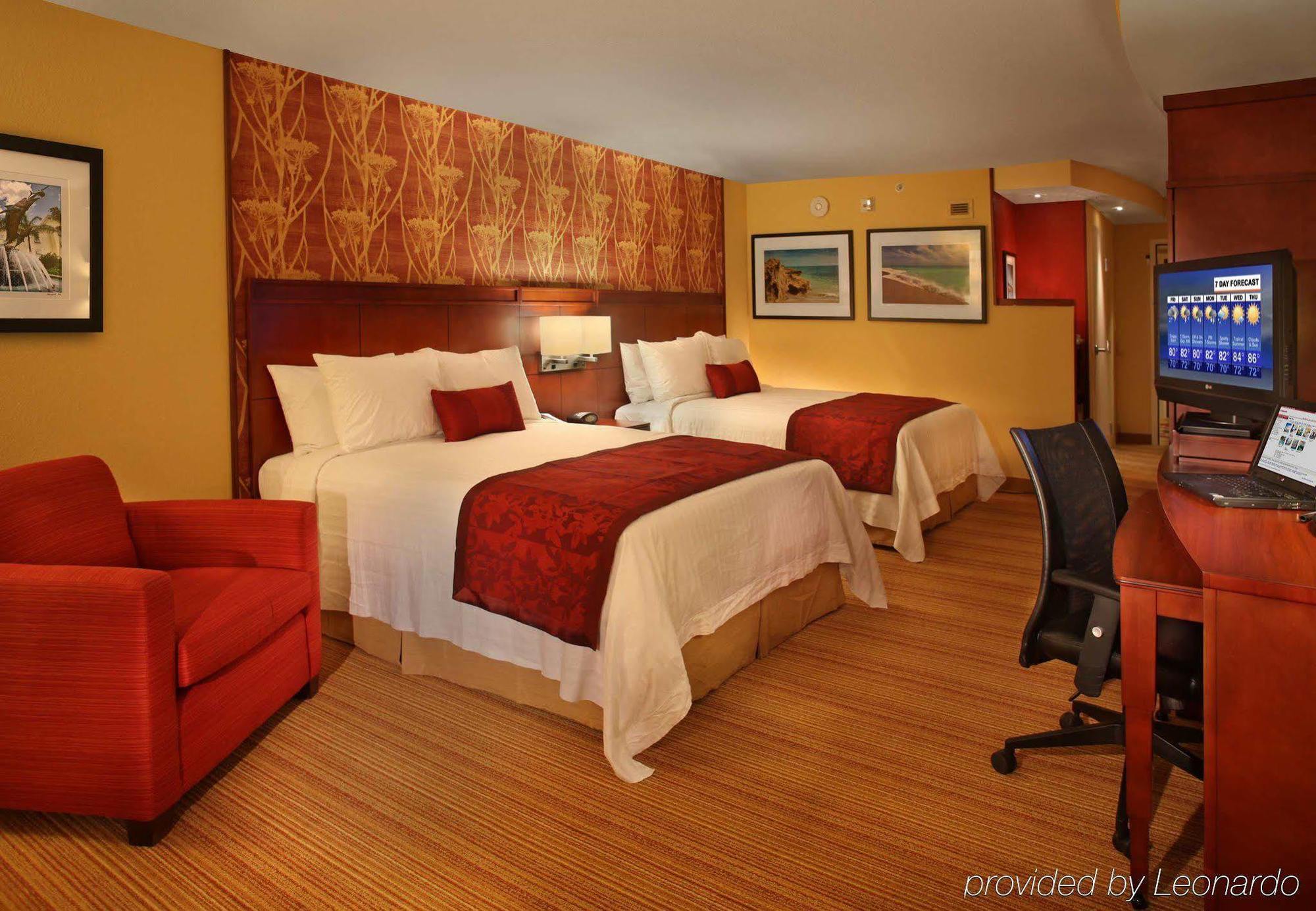 Courtyard By Marriott Hotel 3*