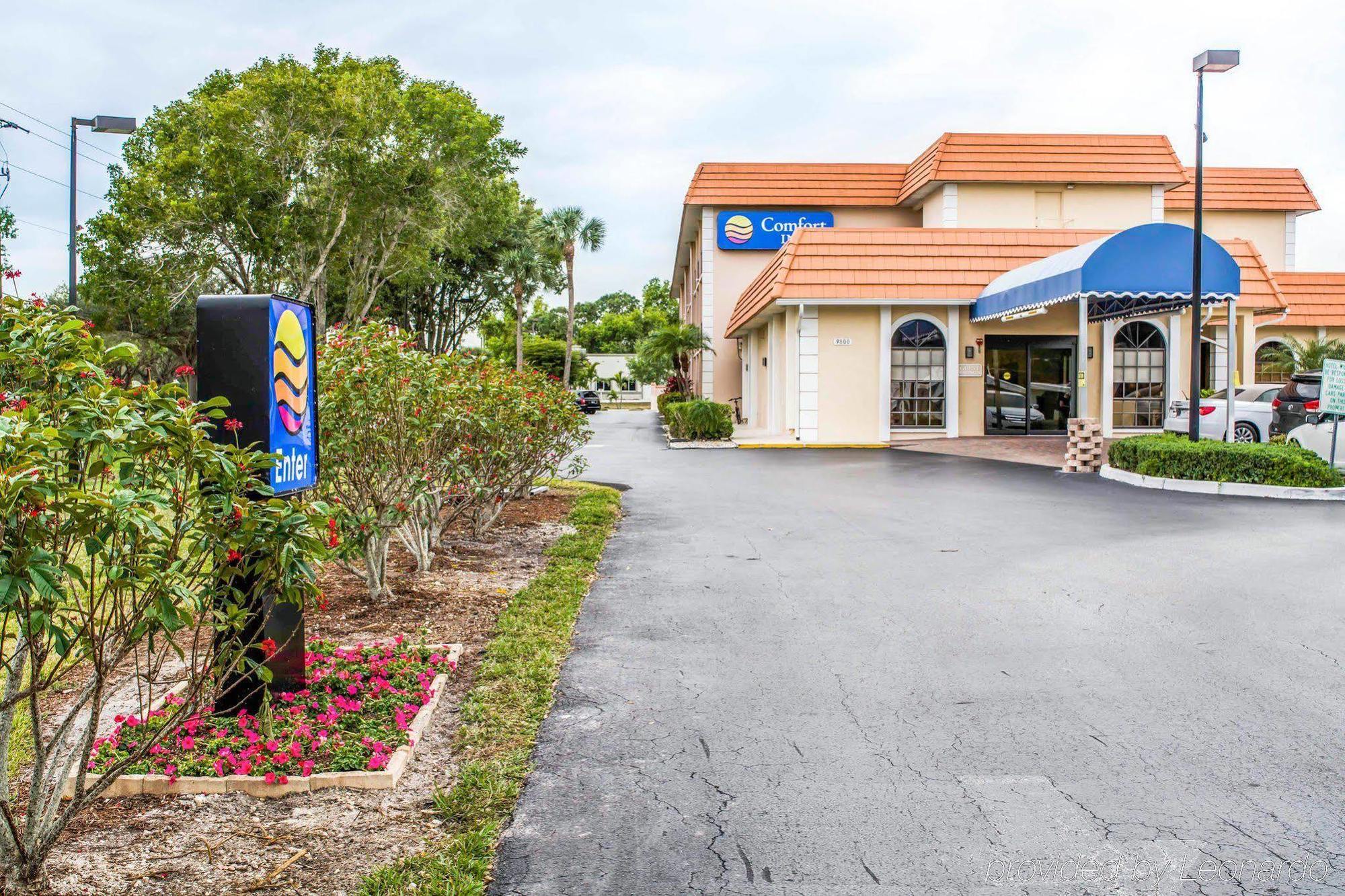 Baymont By Wyndham Hotel Bonita Springs