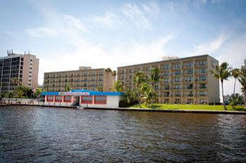 Western Myers Waterfront Hotel