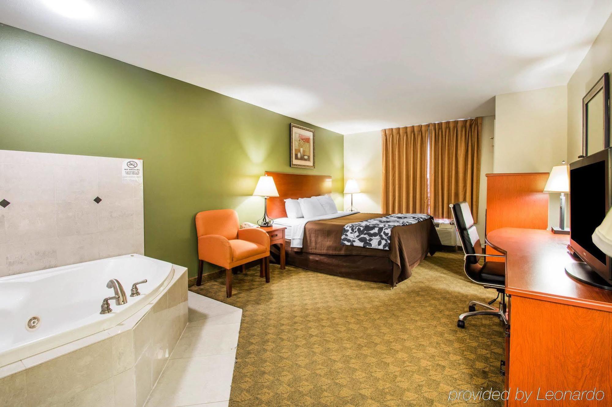 Sleep & West Hotel 2*