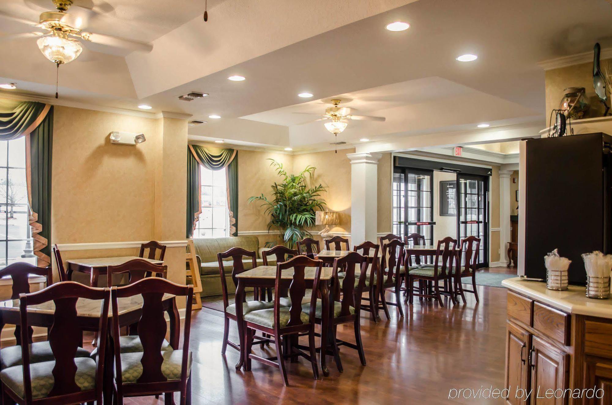Inn The White House 2*