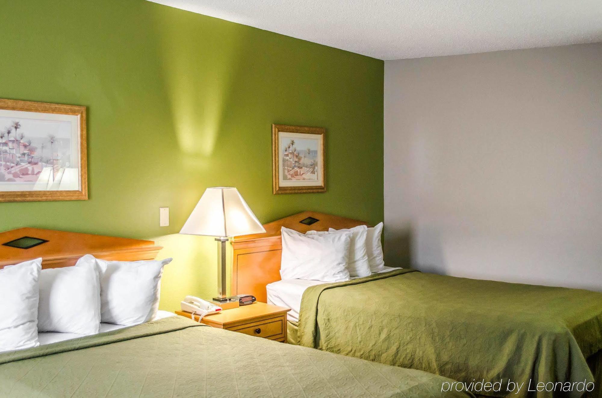Quality N.a.s.-corry Hotel Pensacola