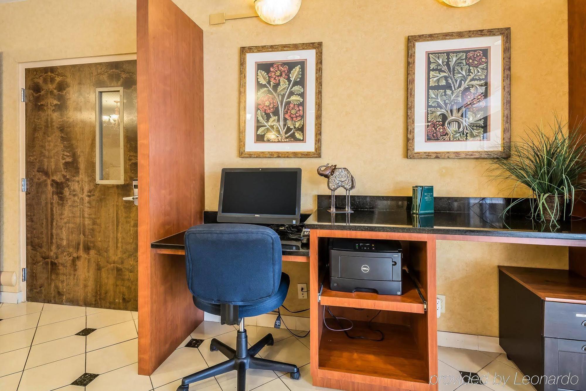 Hotel Comfort West 3*
