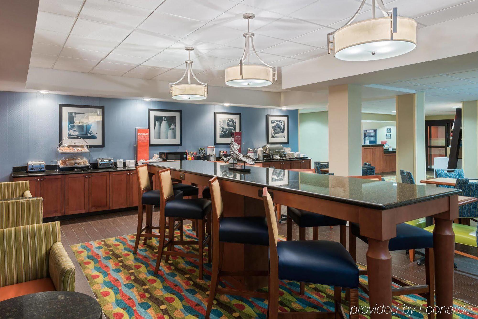 Hampton Naples North Hotel 3*